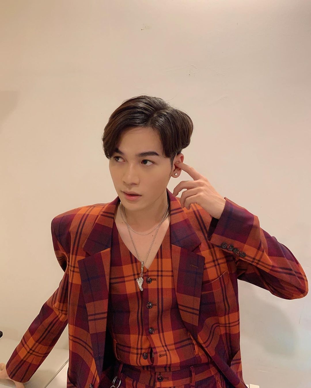 Son Tung dien do hang hieu anh 8