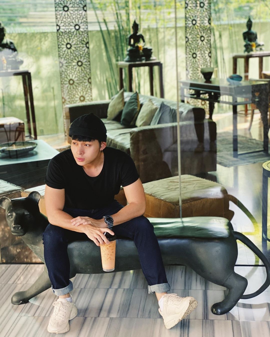 Son Tung dien do hang hieu anh 3