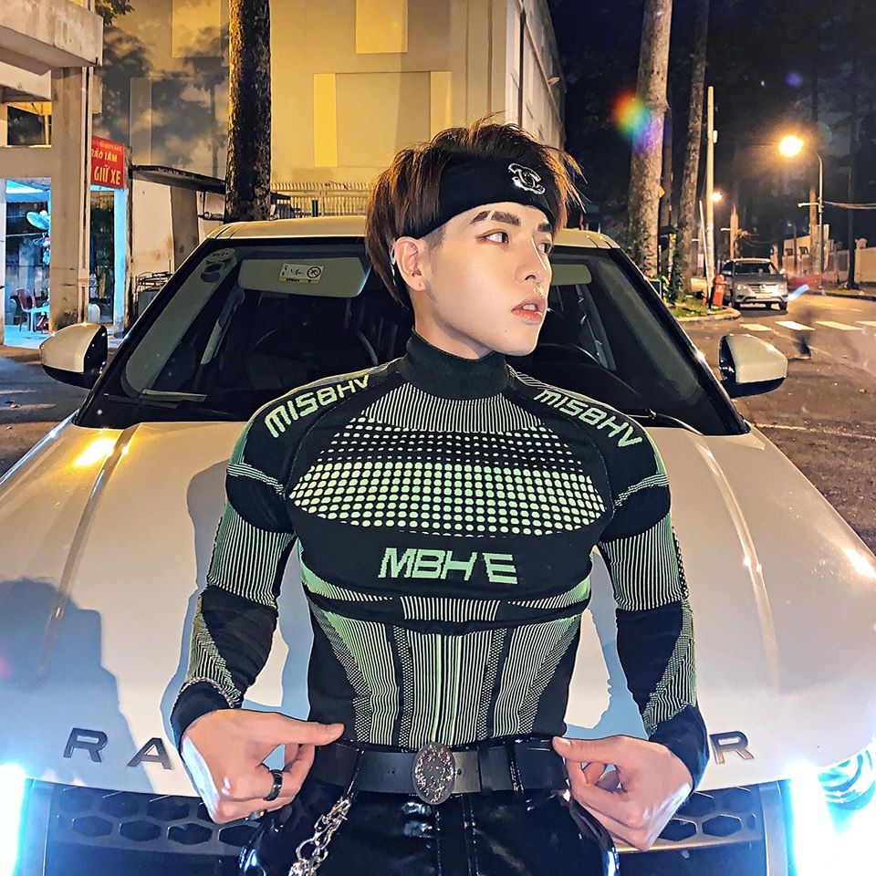 Duc Phuc ngay cang chuong do mau me anh 6