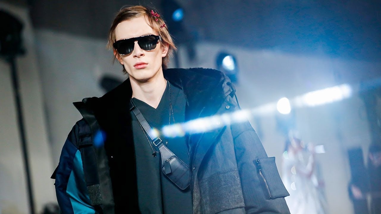 Lan ranh gioi tinh trong show dien Valentino anh 1