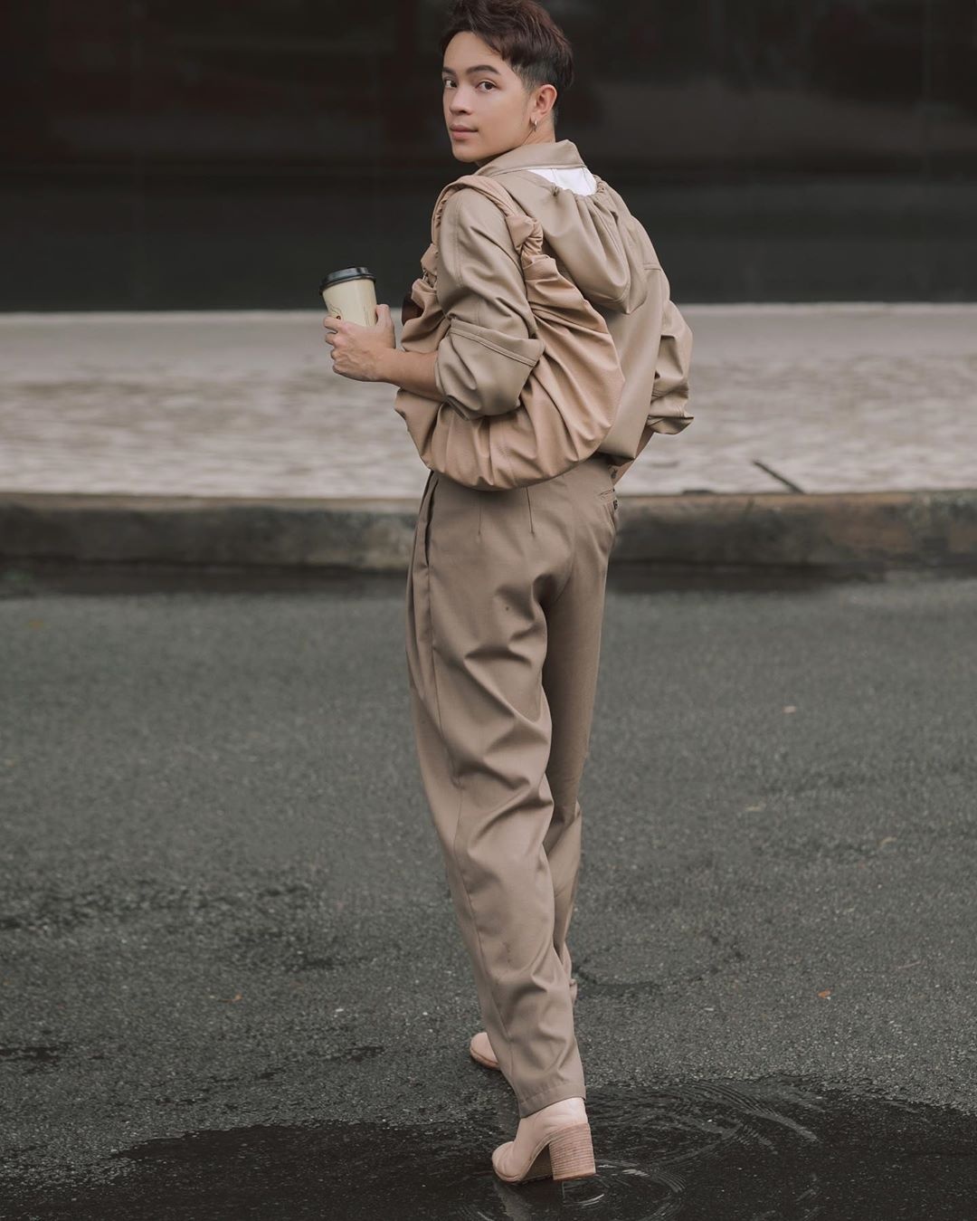 Lam Gia Khang lang xe tui sung trau anh 11