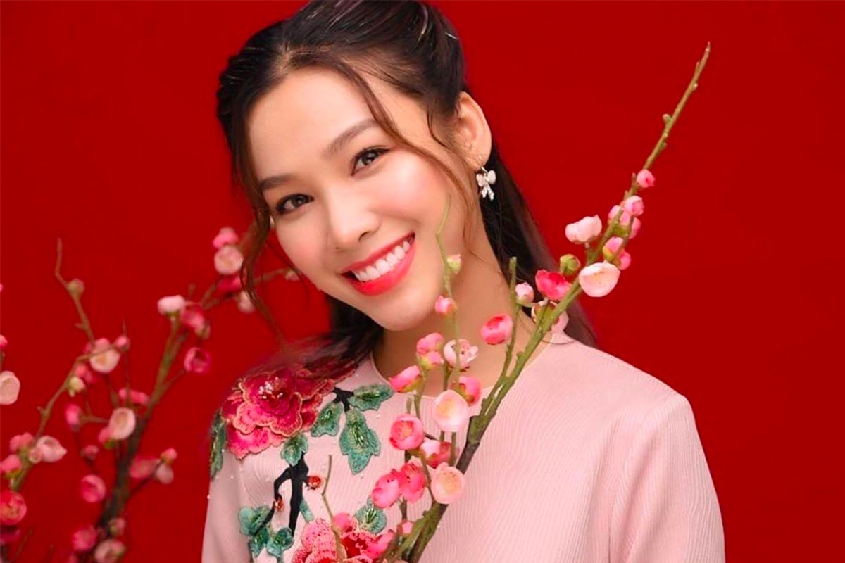 Khong muon bi che xau, cac co gai can hoc ngay cach make up ngay Tet hinh anh