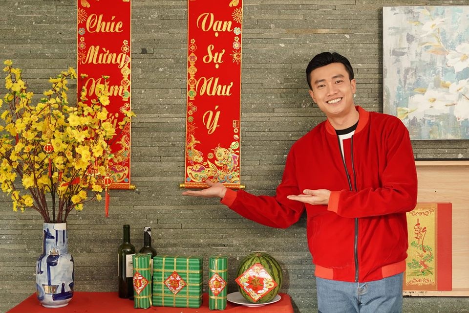 Sơn Tùng chuộng quần short năng đông ảnh 7 Son Tung chuong quan short nang dong anh 7