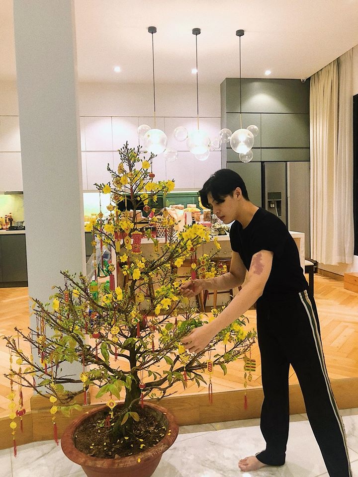 Chi Pu dung hang Jennie anh 2