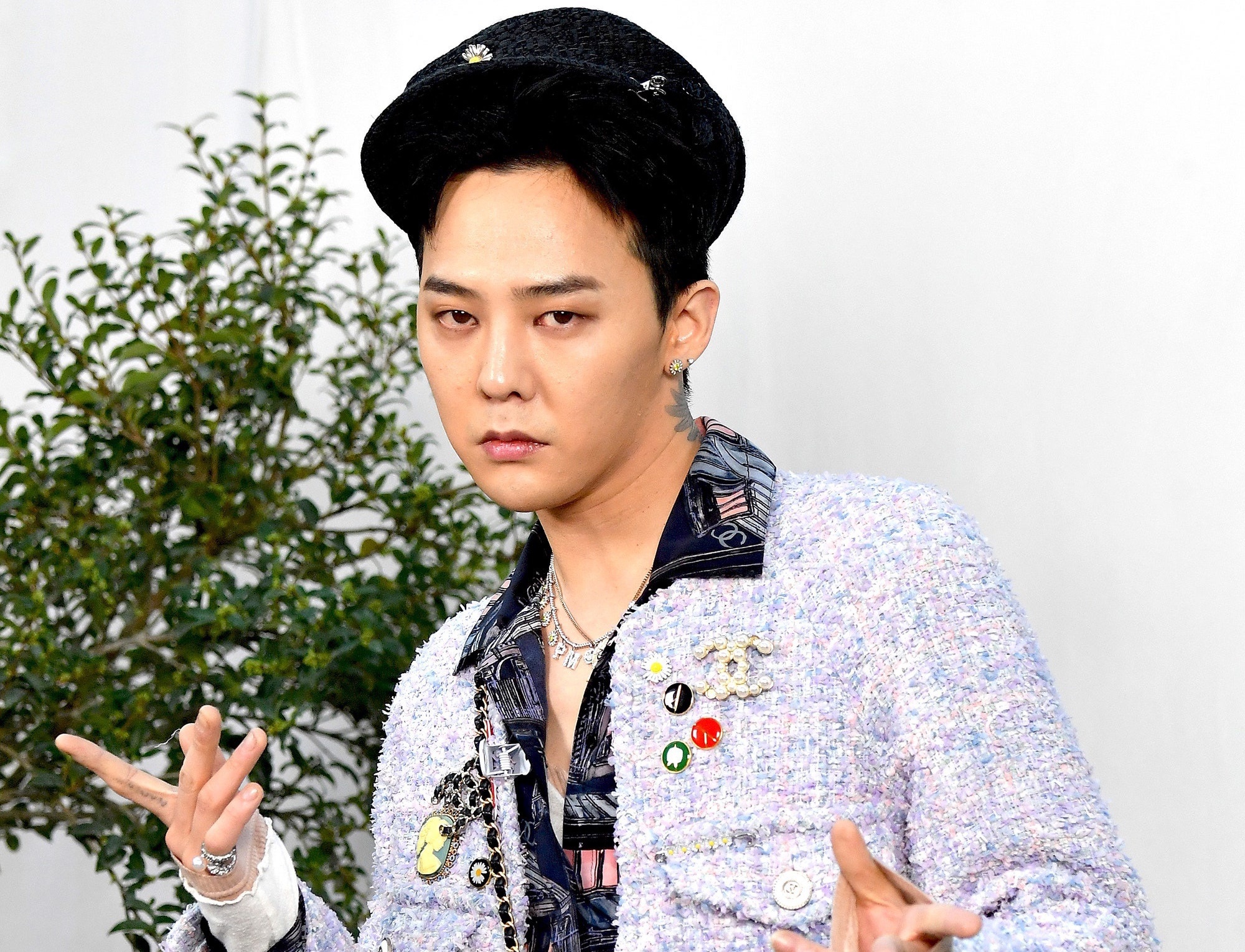 Vi sao G-Dragon la sao chau A hiem hoi luon duoc hang Chanel san don? hinh anh