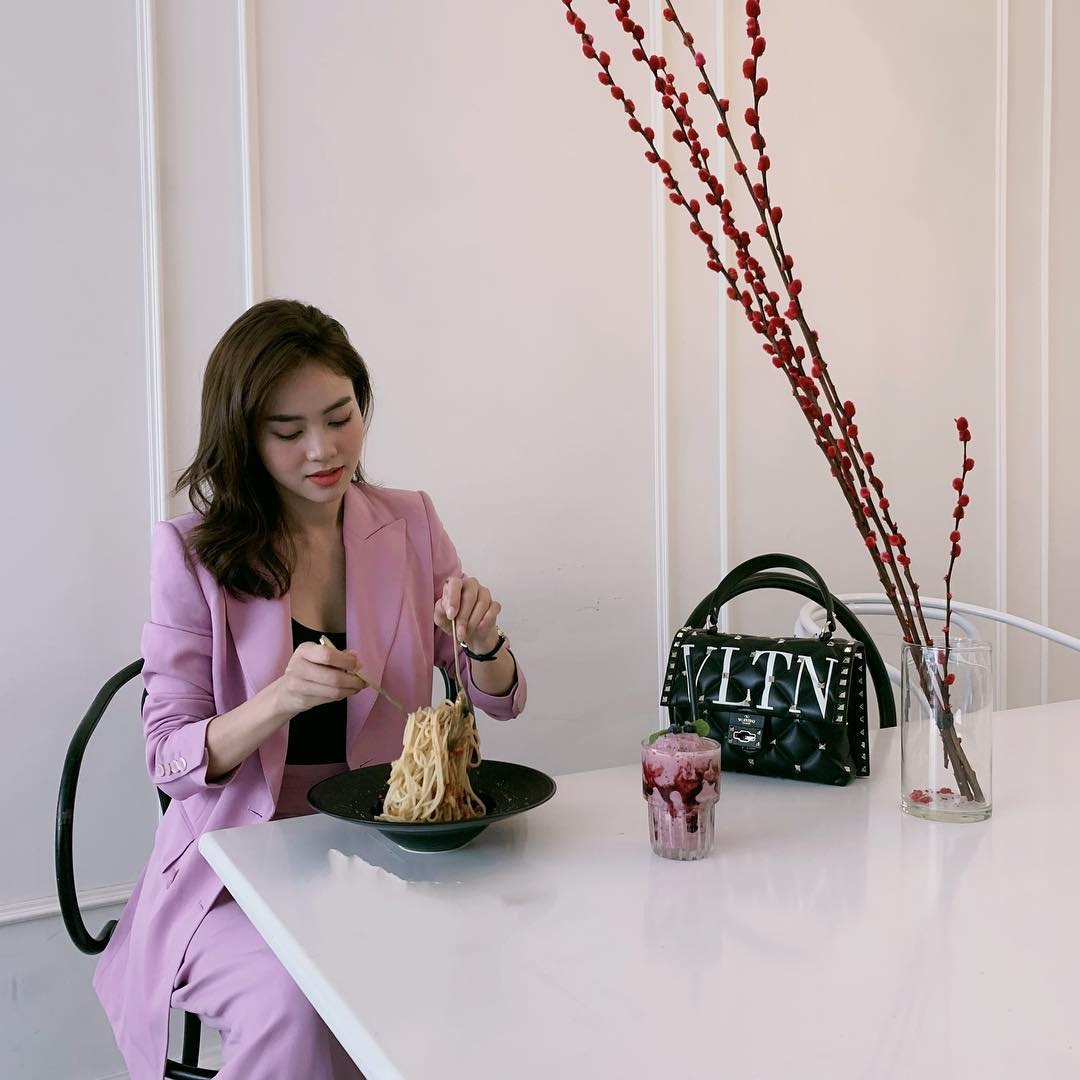 Lan Ngoc chuong tui hieu dat tien anh 8