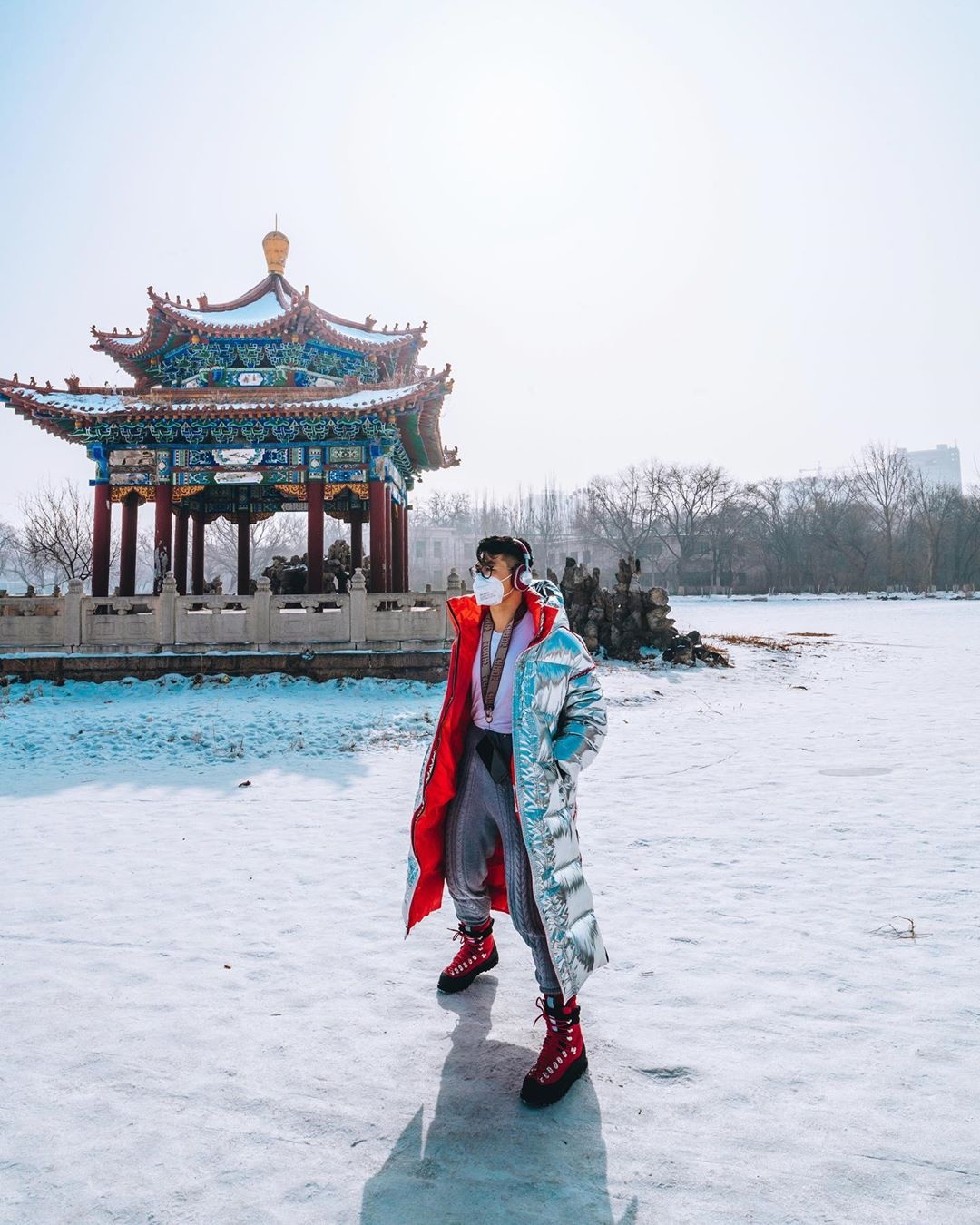 Gioi tre dien do sanh dieu cung khau trang anh 7