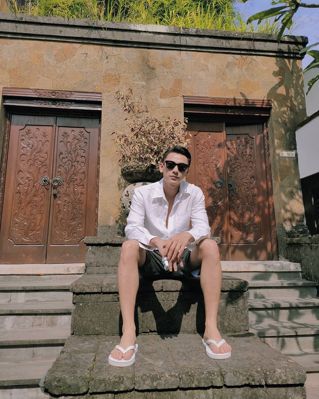 Son Tung dien do che kin mieng anh 2