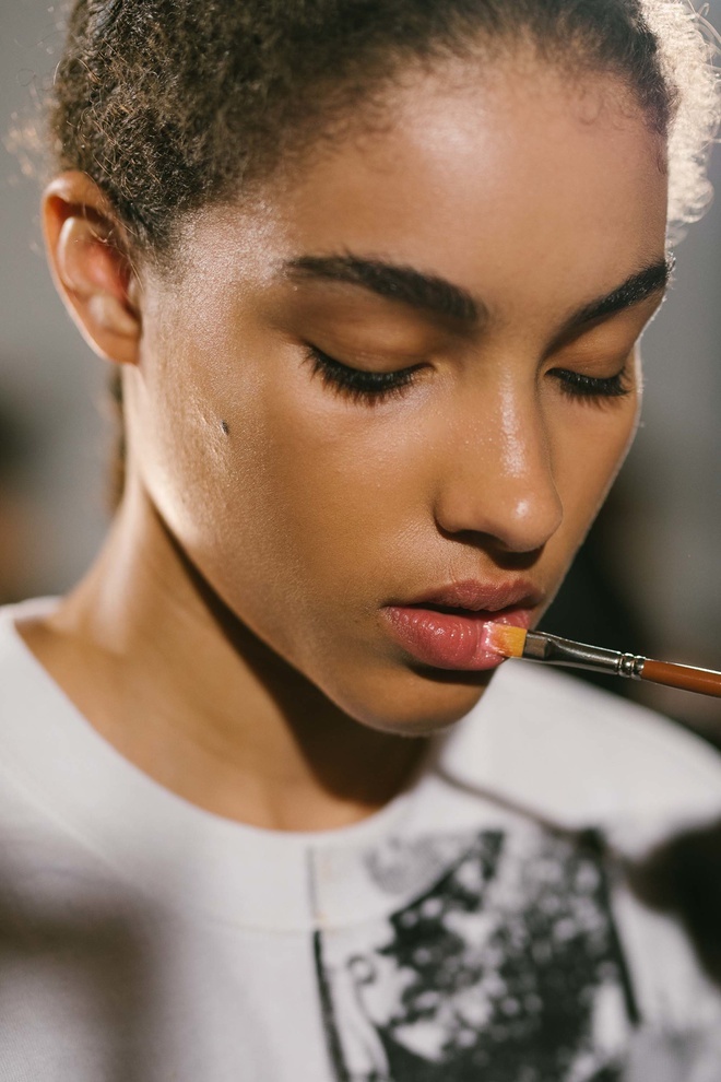Bí mật hậu trường New York Fashion Week  ảnh 7 Bi mat hau truong New York Fashion Week anh 7