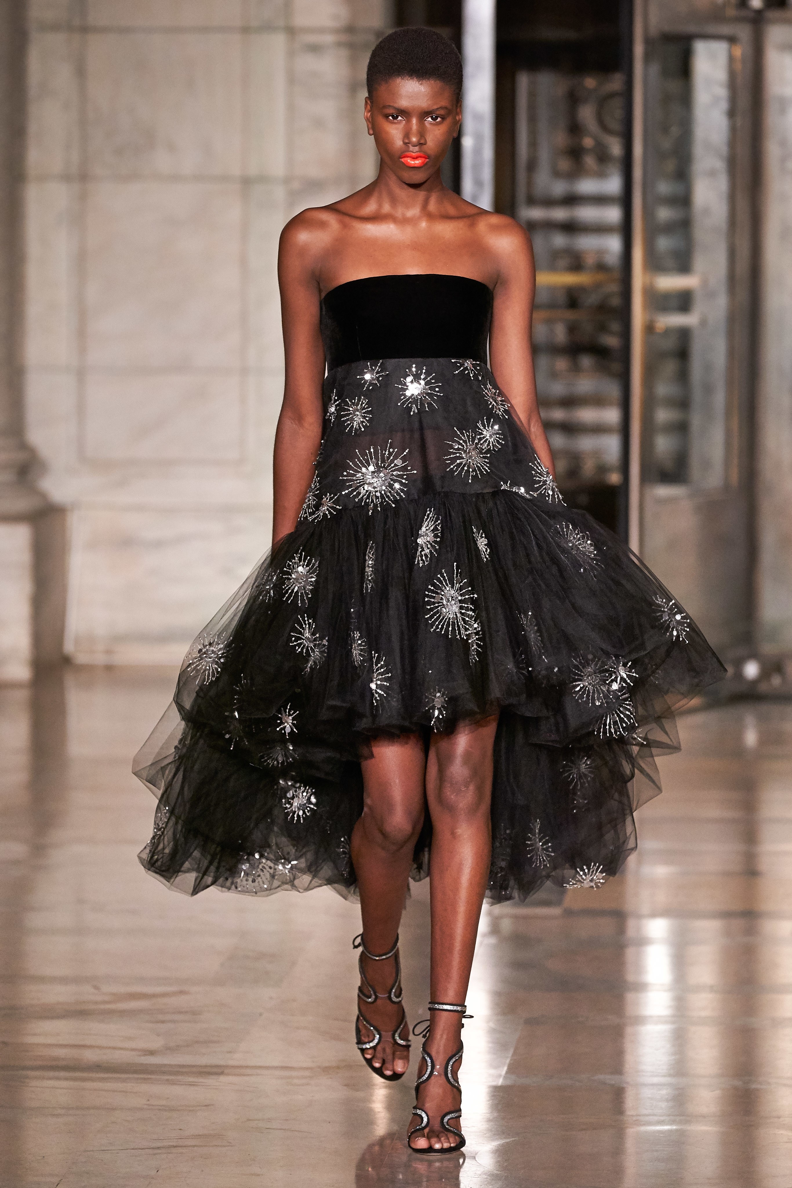 Minh Tu tham du New York Fashion Week anh 23