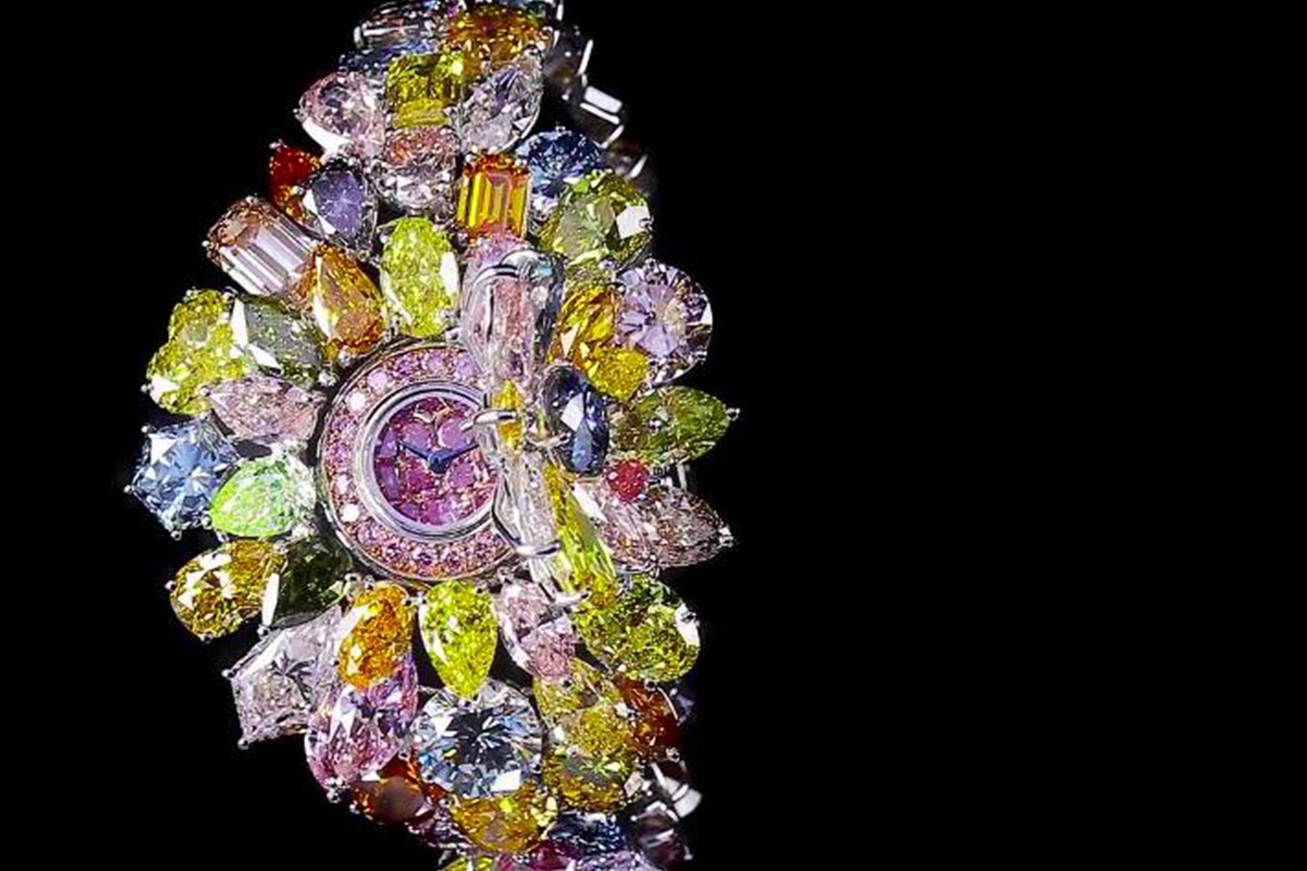 Can canh chiec dong ho dat nhat the gioi hinh anh