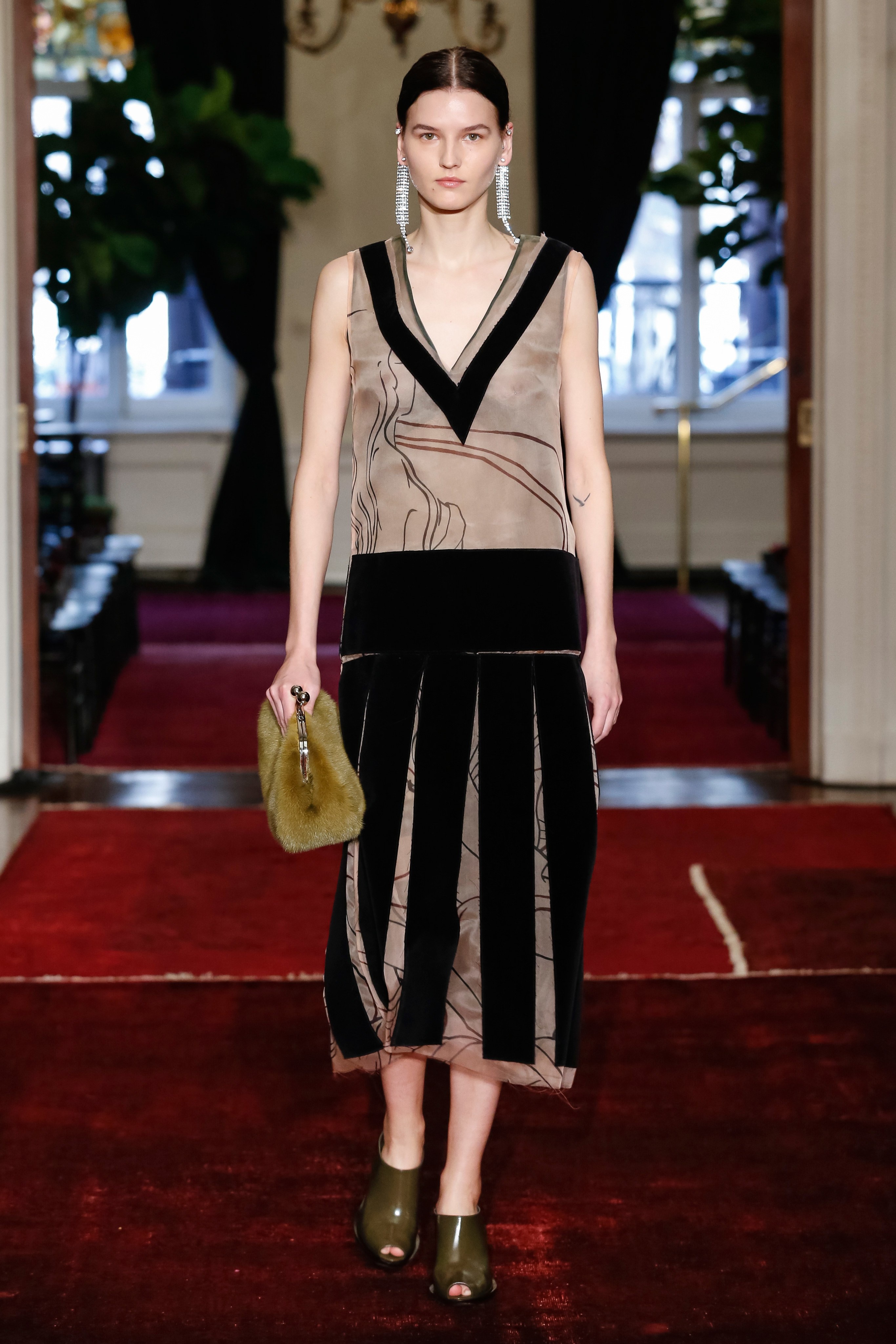 Nhung thiet ke an tuong tai Fashion Week anh 3