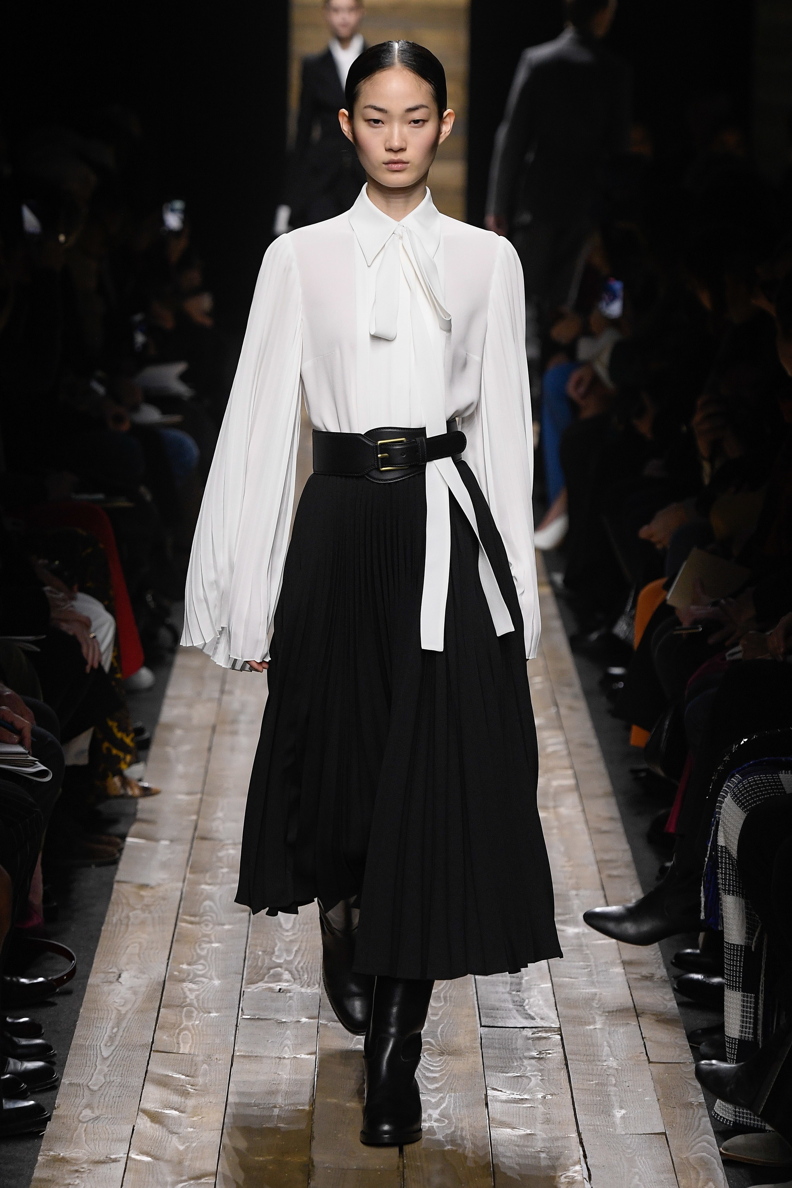 Nhung thiet ke an tuong tai Fashion Week anh 20