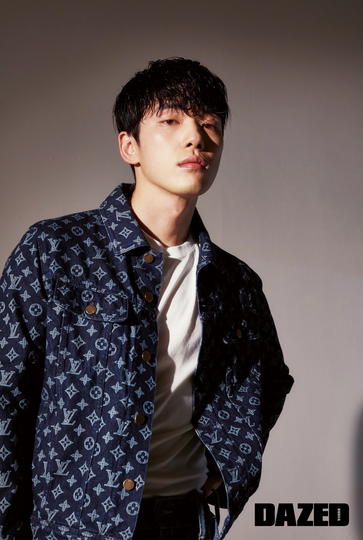 Kim Jung Hyun chuộng đồ đơn giản  ảnh 2 Kim Jung Hyun chuong do don gian anh 2