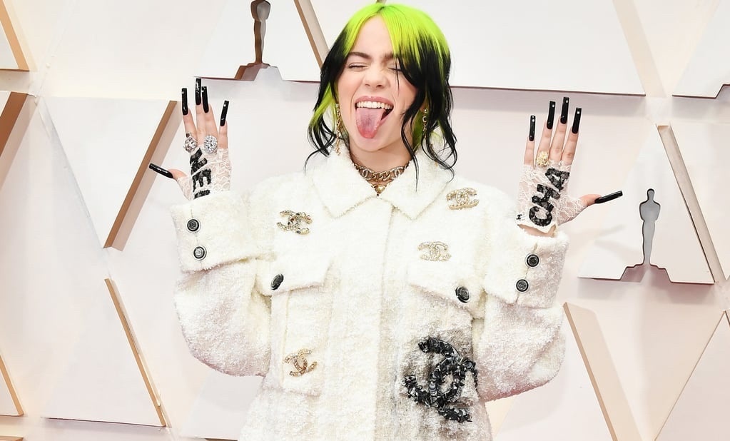 Vi sao hang Chanel, Gucci luon uu ai may do rieng cho Billie Eilish? hinh anh