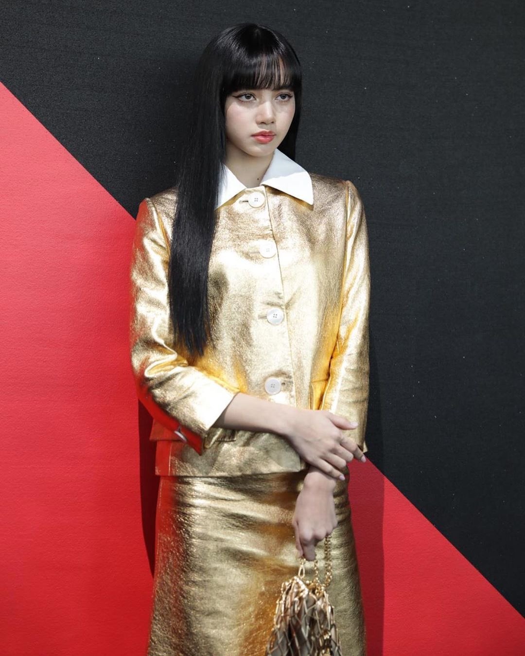 Lisa xuất hiện tại show Prada ảnh 1 Lisa xuat hien tai show Prada anh 1