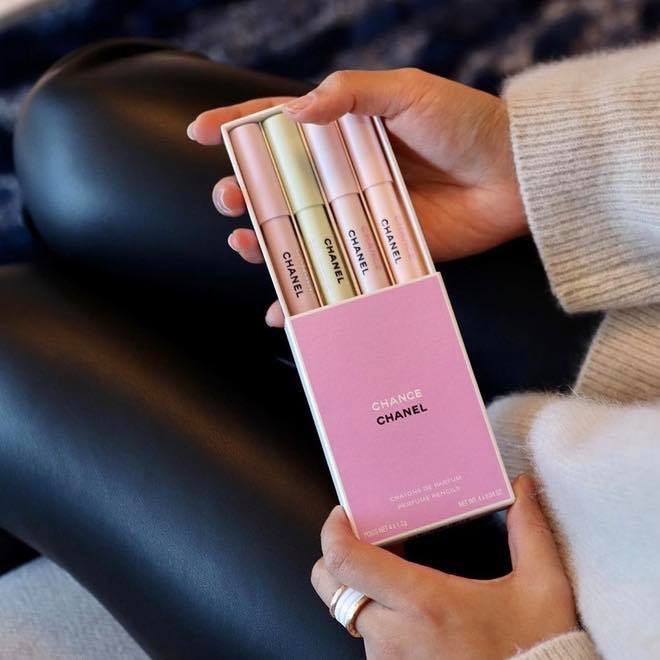 Chanel ra mat nuoc hoa dang but chi anh 1