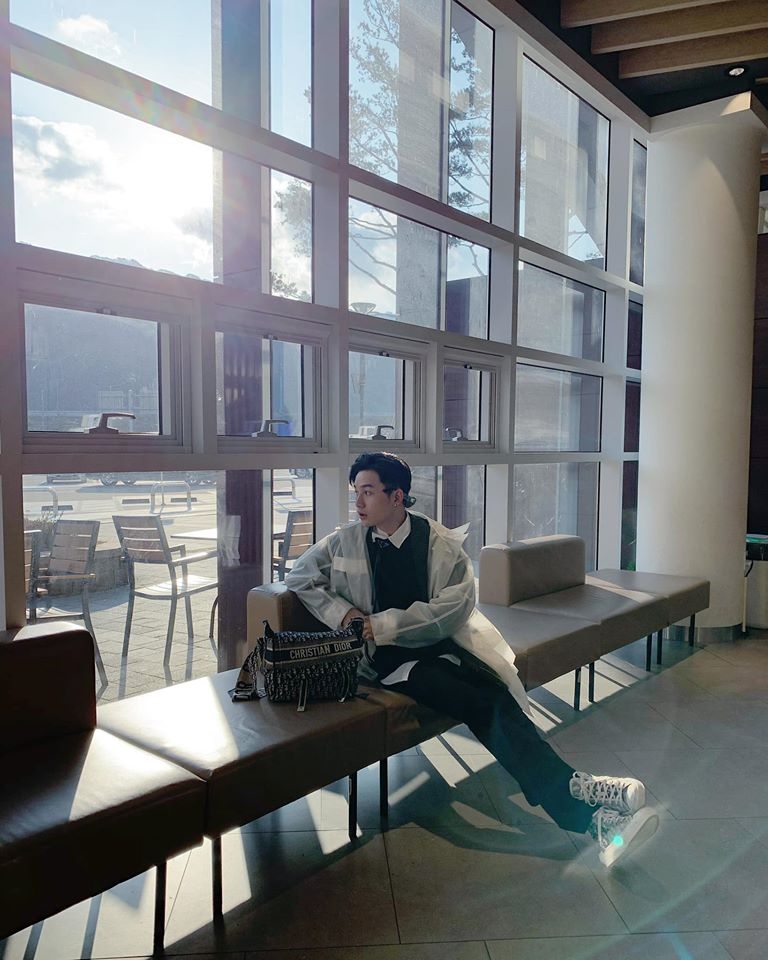 Son Tung,  Isaac dien do giong nhau anh 9