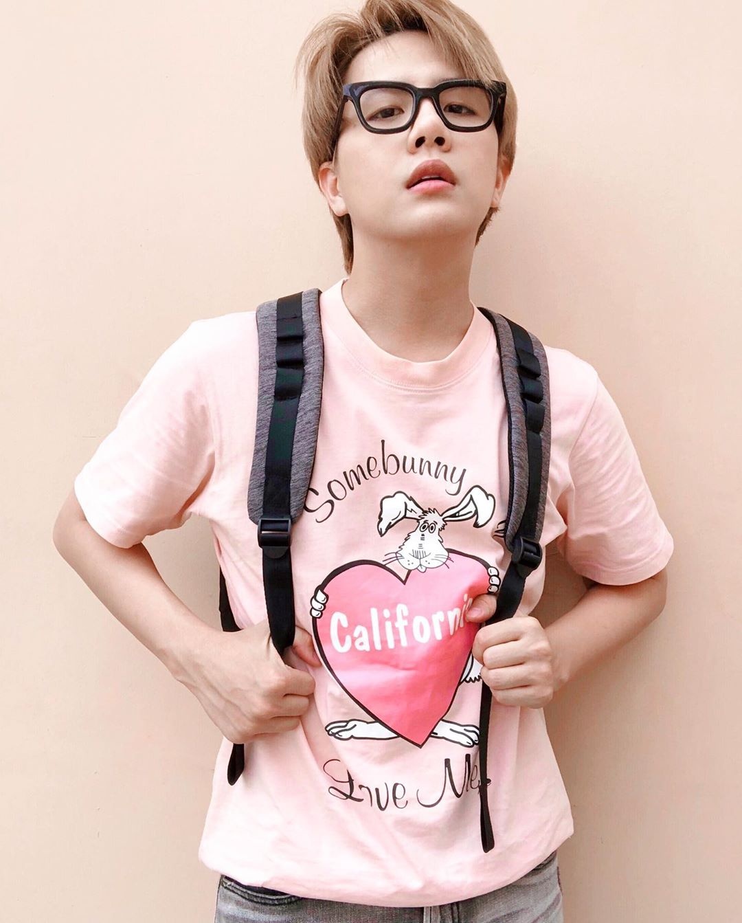 Son Tung,  Isaac dien do giong nhau anh 8