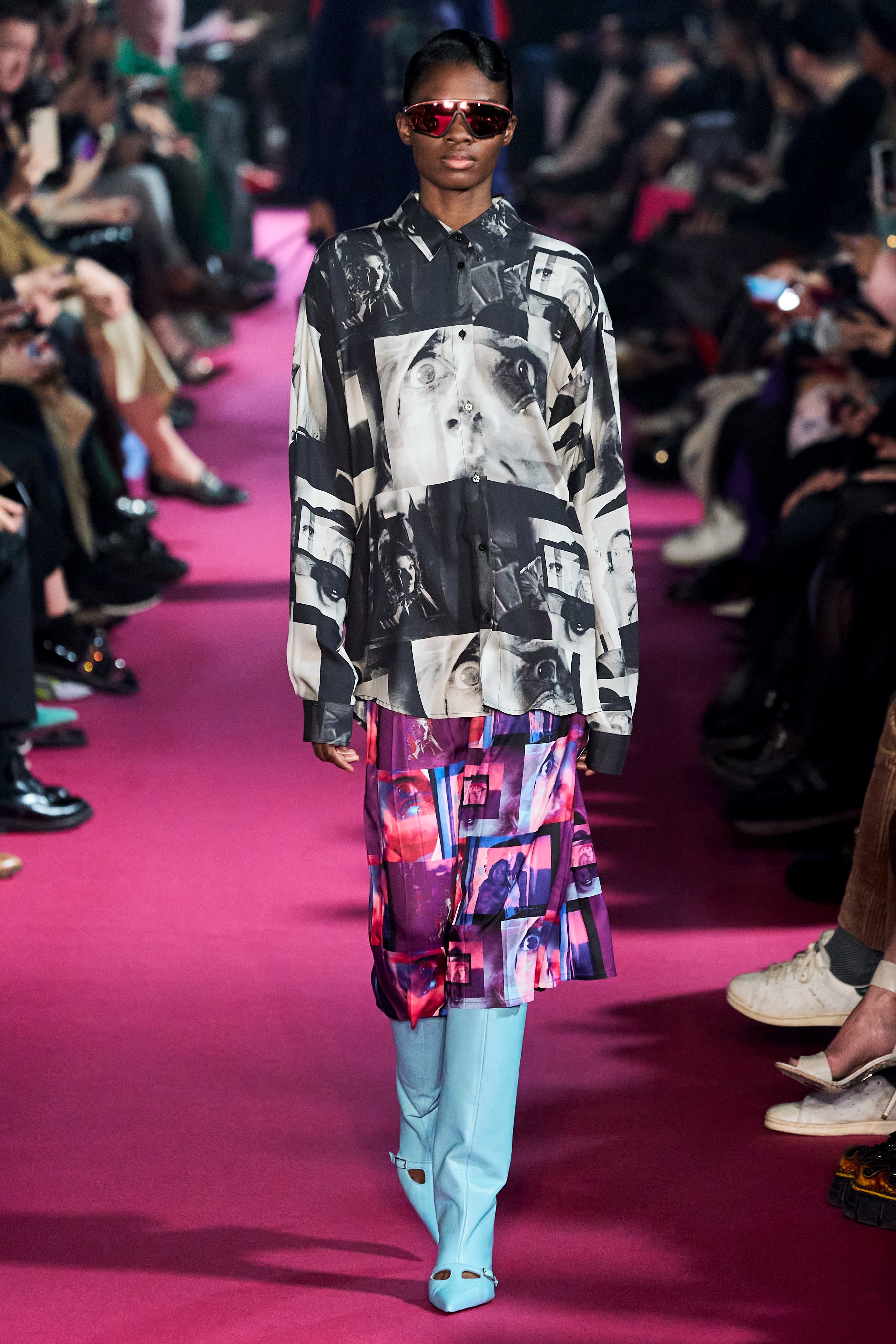 Nha mot Italy chuong do mau sac anh 17