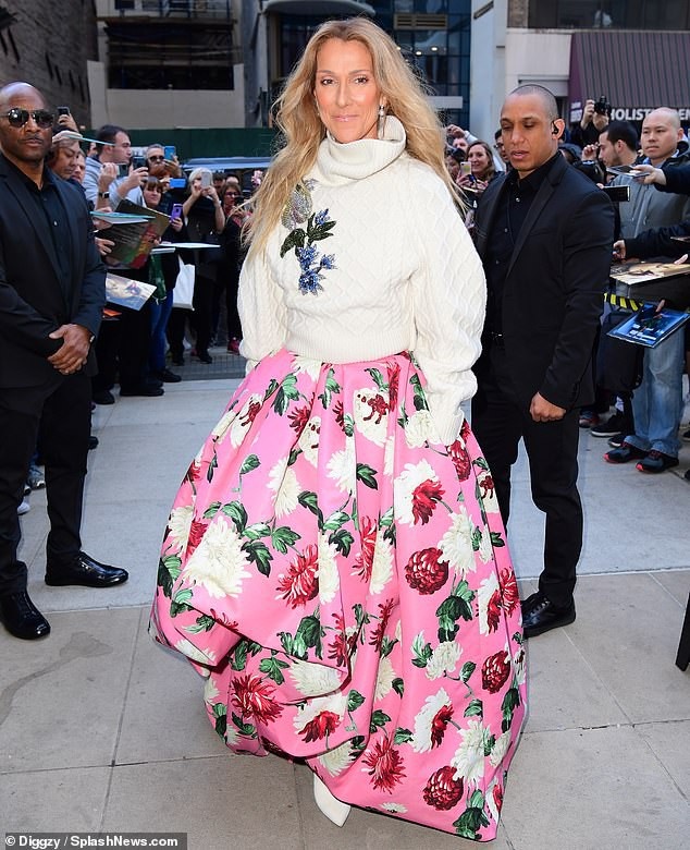 Céline Dion với gu ăn mặc trẻ trung ảnh 2 Celine Dion voi gu an mac tre trung anh 2