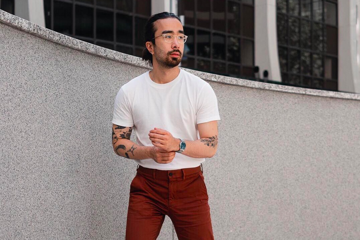 5 cach mac ao thun chi trong 2 phut, ban tin khong? hinh anh