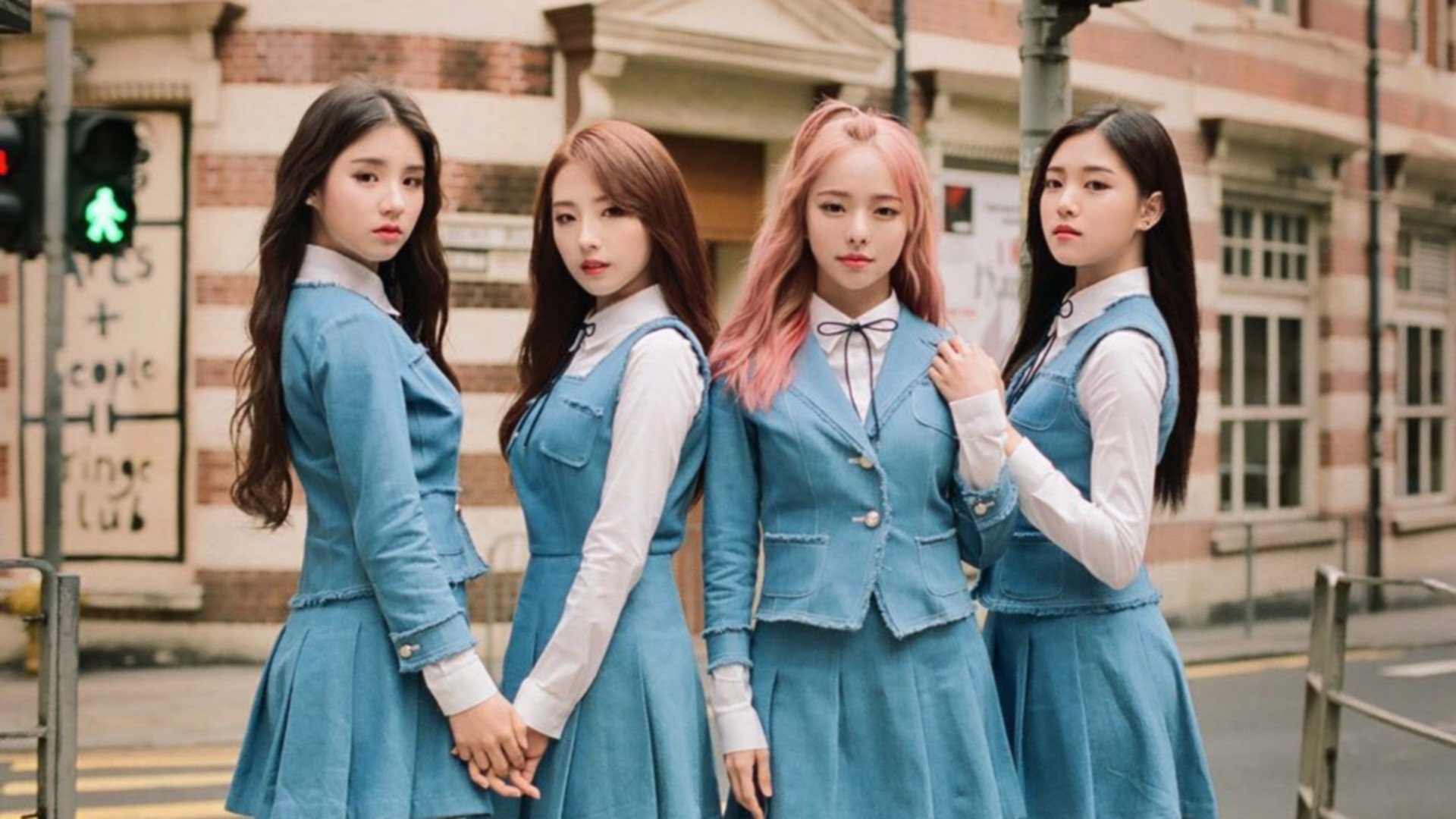 LOONA bi che mac loi thoi anh 5