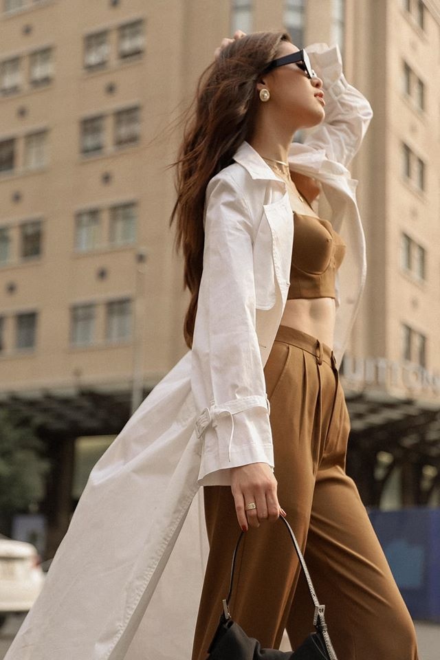 Trao luu dien trang phuc de lo bra top anh 8