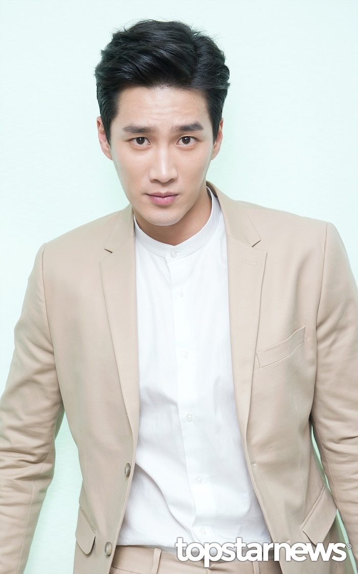 Dan dien vien Itaewon Class an mac nam tinh anh 11