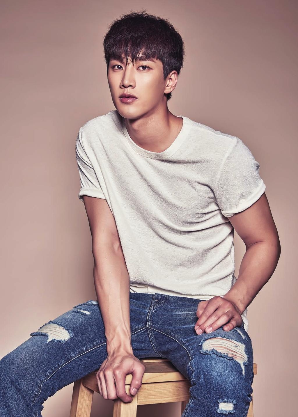 Dan dien vien Itaewon Class an mac nam tinh anh 10