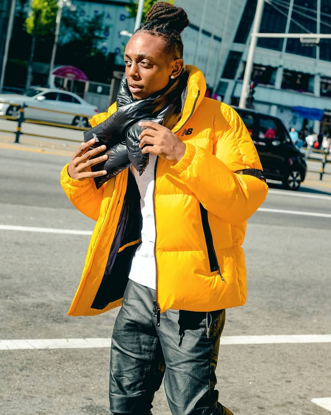 Chris Lyon chuong phong cach streetwear anh 6