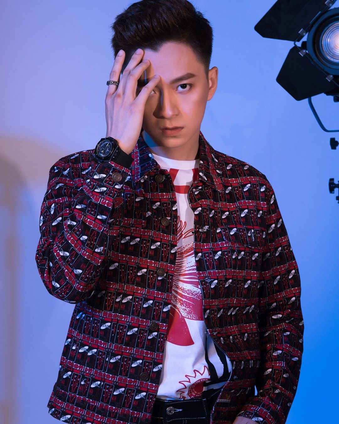 Son Tung chup anh giong CELINE anh 5