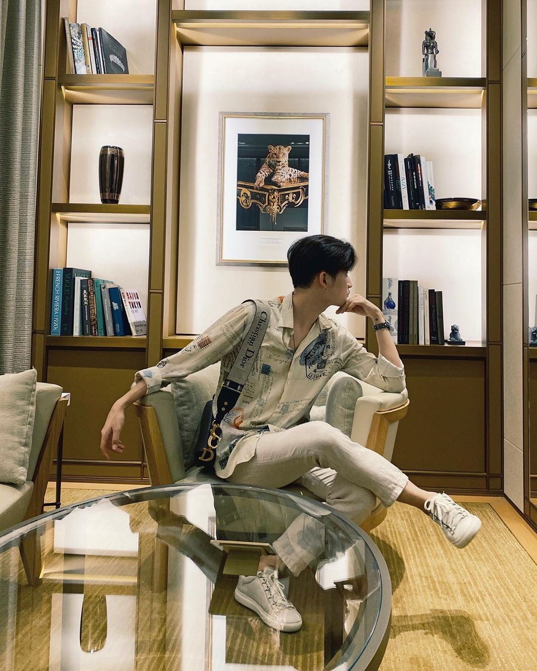 Son Tung chup anh giong CELINE anh 7