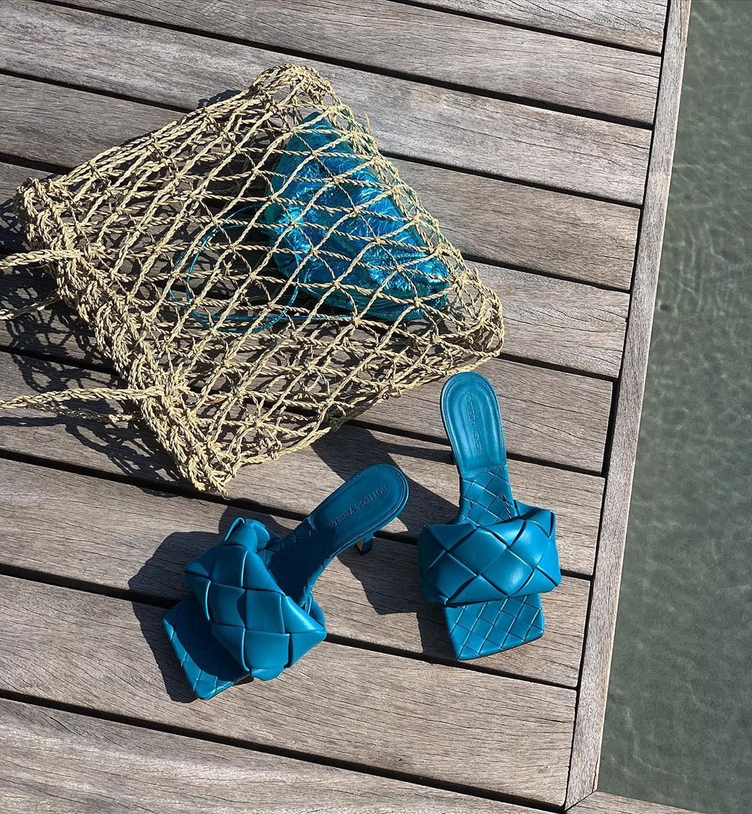 Sao Viet chuong giay mui vuong thanh lich anh 2