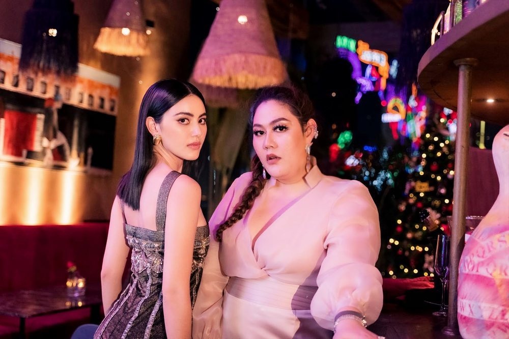 Quan ly Mai Davika mac do sanh dieu anh 2