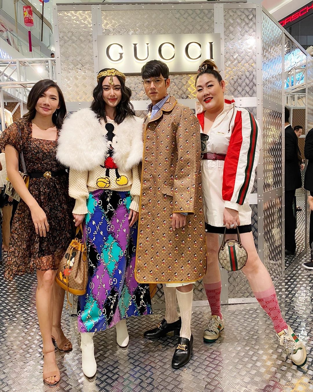 Quan ly Mai Davika mac do sanh dieu anh 7