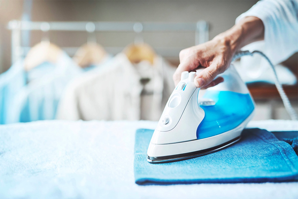 Day chinh la bi kip ui quan ao dung cach hinh anh