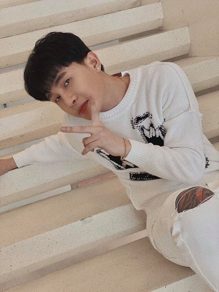 Sao Viet chuong trang phuc don sac anh 3