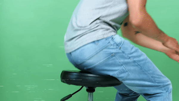 Quan ao dinh keo cao su, lam the nao de khac phuc? hinh anh