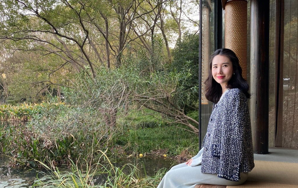 Vo chu tich Taobao mac do thanh lich anh 7