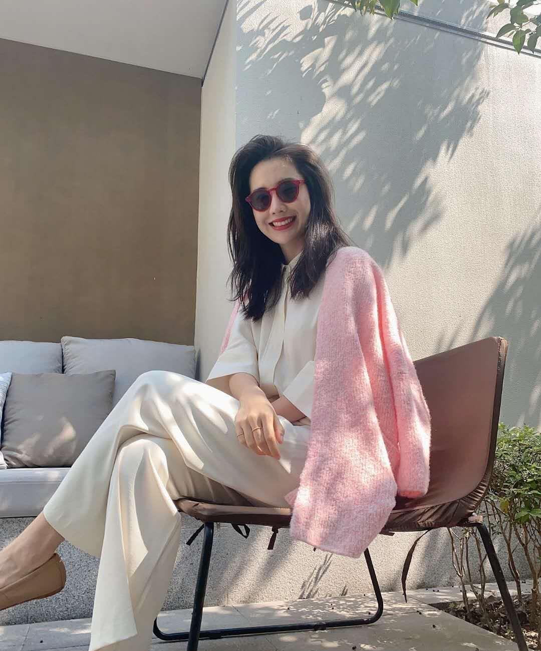 Vo chu tich Taobao mac do thanh lich anh 8