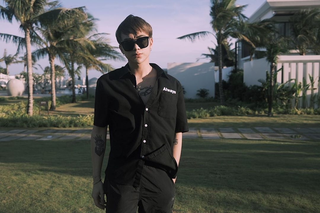 Soobin Hoang Son chuong so mi ho nut anh 1