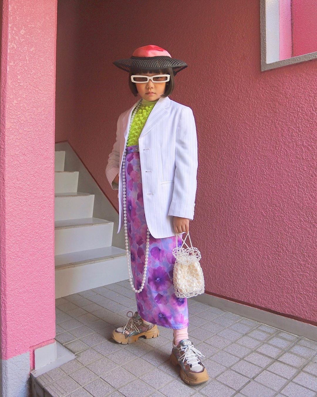 Be gai 9 tuoi mac do hang hieu anh 3