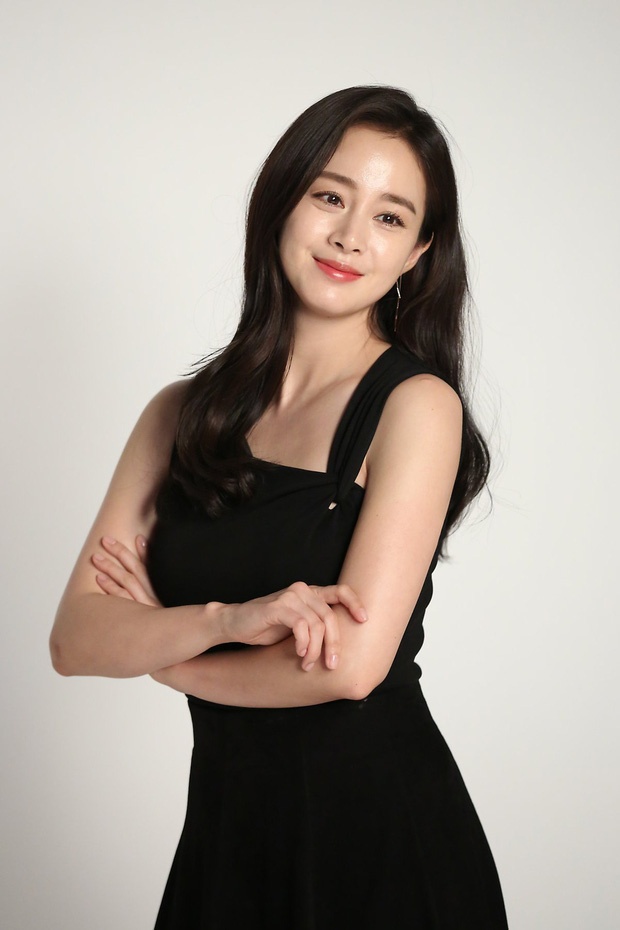Mỹ nhân Lee Young Ae ăn mặc thanh lịch  ảnh 15 My nhan Lee Young Ae an mac thanh lich anh 15