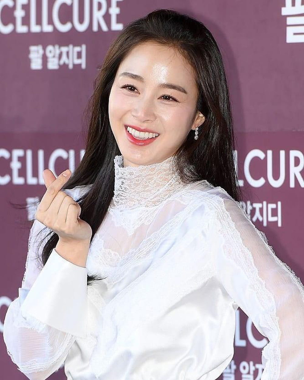 Mỹ nhân Lee Young Ae ăn mặc thanh lịch  ảnh 16 My nhan Lee Young Ae an mac thanh lich anh 16