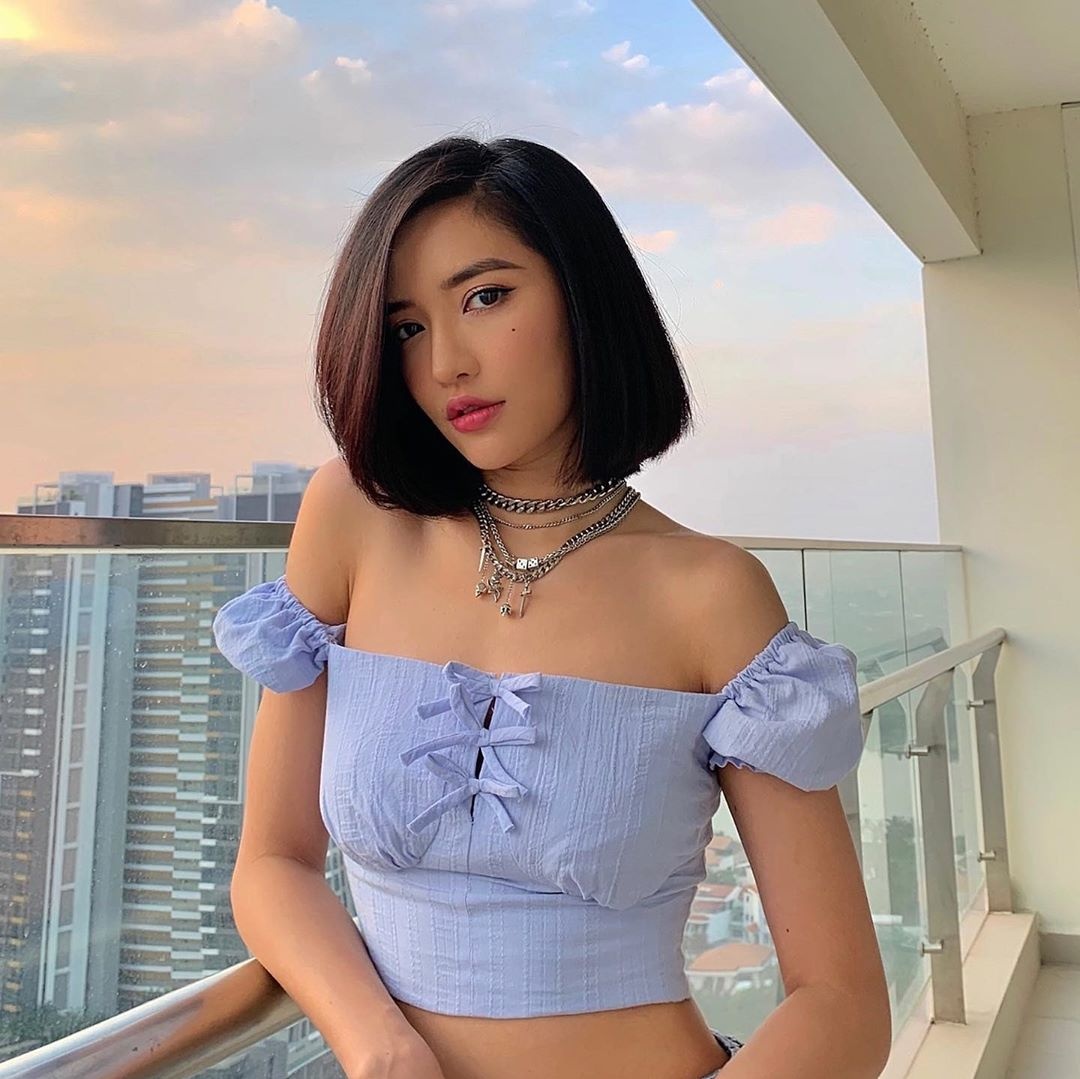 Bich Phuong mac do goi cam anh 2