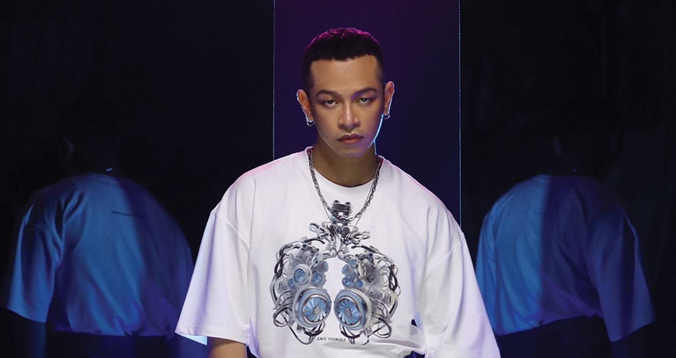 Chung Thanh Phong livestream anh 4