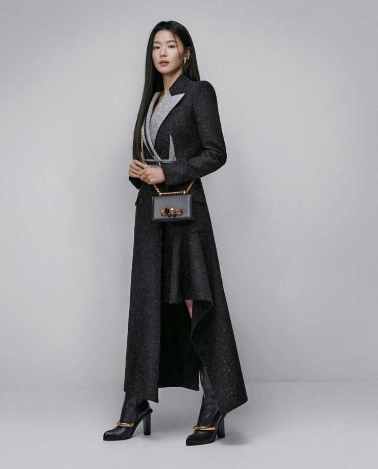 Jun Ji Hyun dai su thuong hieu anh 1