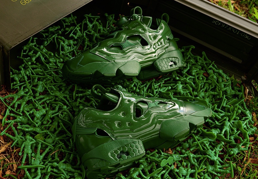 Reebok ra mat giay xanh toan tap dua theo phim 'Toy story' hinh anh