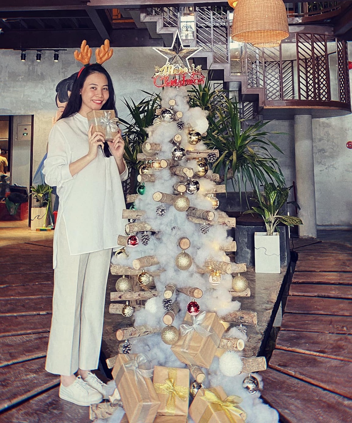 Dam Thu Trang chuong do che bung bau anh 4